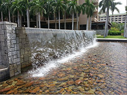 現(xiàn)代自然風(fēng)格園林景觀，把自然帶到家里來-君逸華府